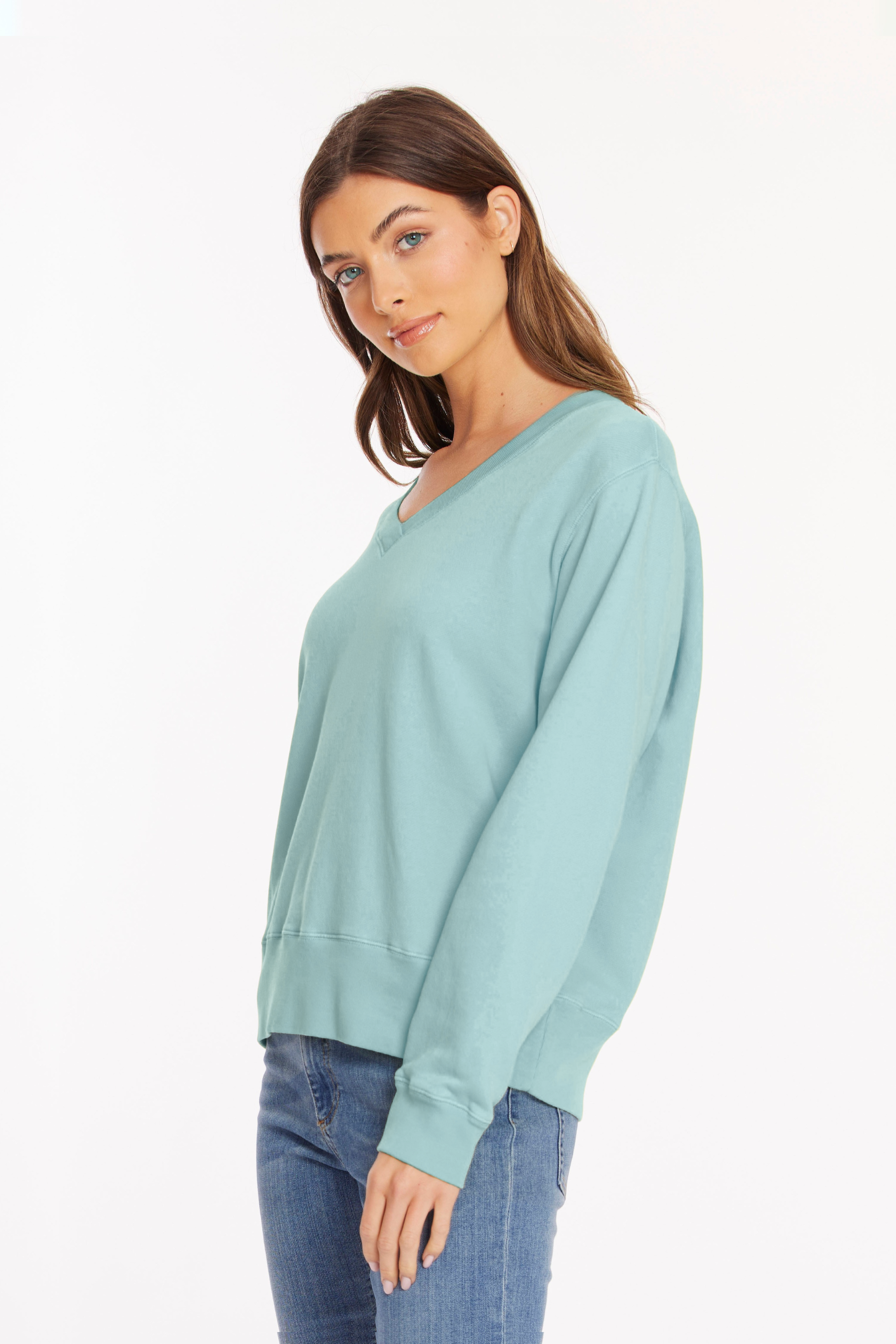 Deep V-Neck – mododoc Los Angeles