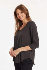 3/4 Sleeve V-Neck Tee w/ Curve Hem