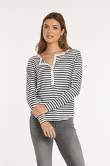 Slim Shirttail Henley