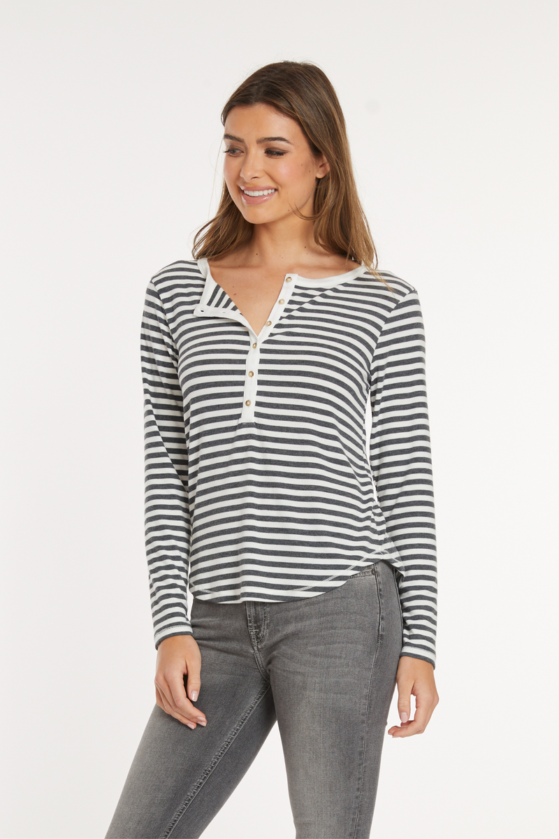 Slim Shirttail Henley