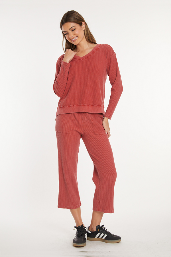 L/S Open V-Neck Waffle Top