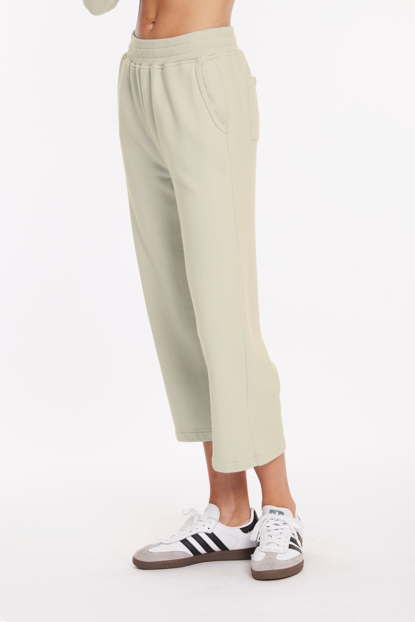 Relaxed Fit Cropped Pants – mododoc Los Angeles