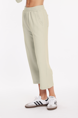 Relaxed Fit Cropped Pants