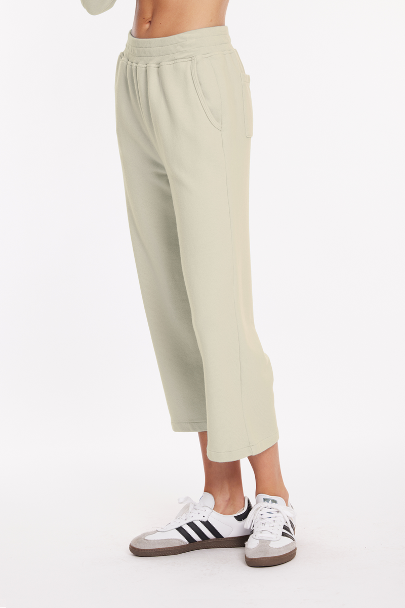 Relaxed Fit Cropped Pants
