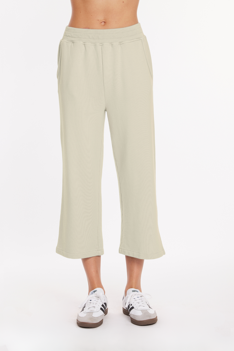 Relaxed Fit Cropped Pants