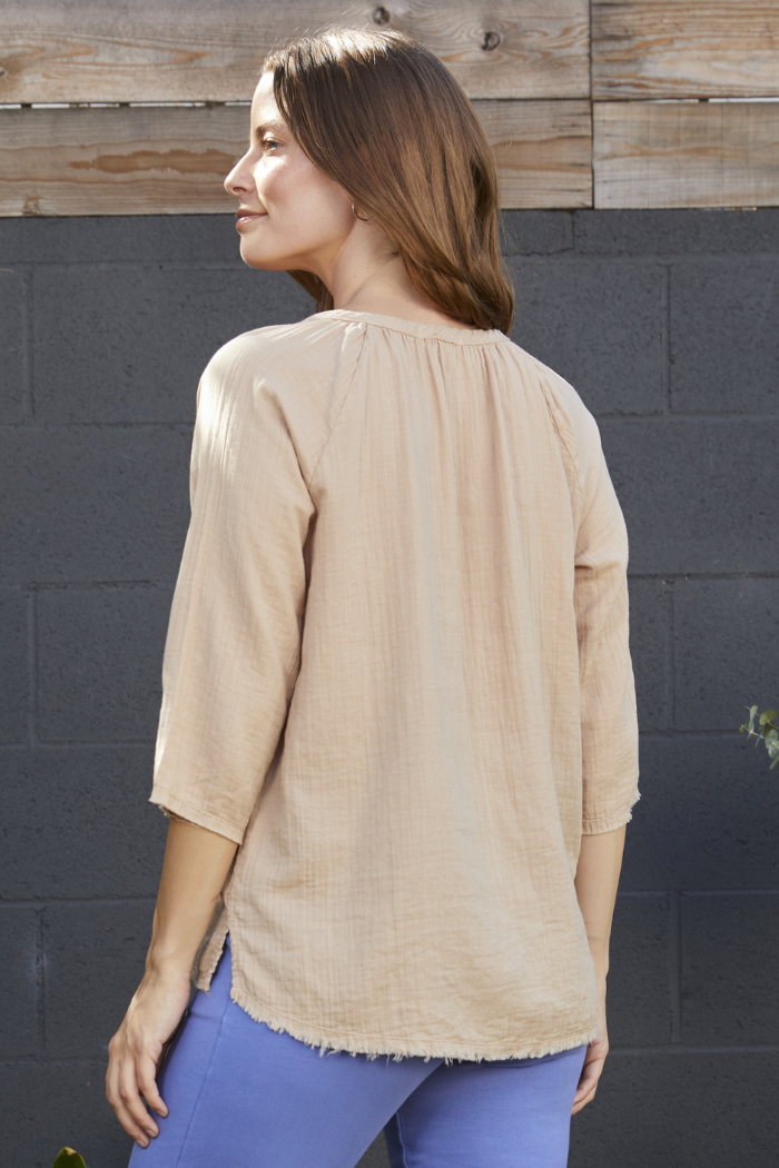 (取寄) モッドオードック レディース 3/4 スリーブ スプリット ネック マンダリン ティー Mod-o-doc women 3/4 Sleeve Split Neck Mandarin Tee Maple Sugar Women's Mod-o-doc 3/4 Sleeve Split Neck Mandarin Tee